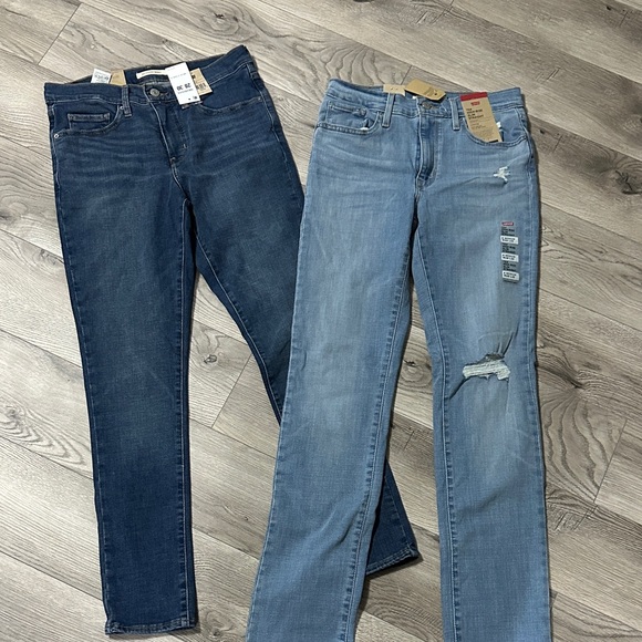 Levi's Denim - Levi's Dark and Light Blue Jeans Bundle